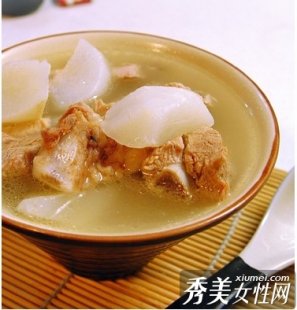 女性經(jīng)期8款潤(rùn)腸湯 滋補(bǔ)又養(yǎng)顏