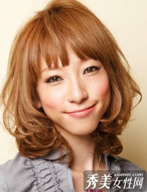 5款OL發(fā)型 顯嫩有氣質(zhì)