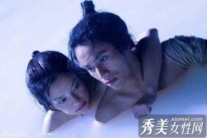 盤點當(dāng)紅前列腺結(jié)石在電影里惹火的鴛鴦浴鏡頭