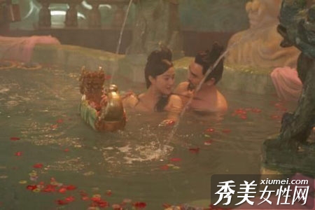 八一八:盤(pán)點(diǎn)電影中的惹火“鴛鴦浴”(4)